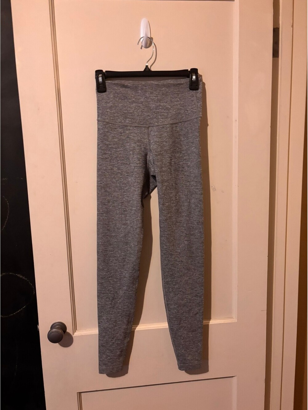 Old Navy gray athletic leggings Small